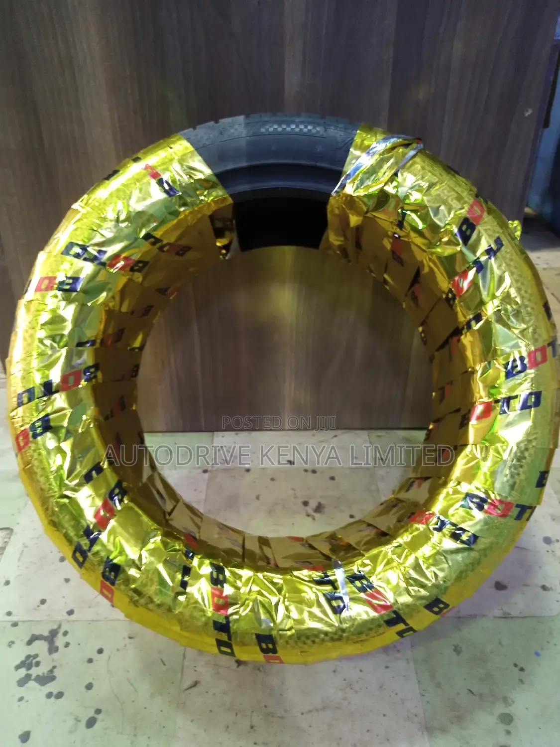 Boto 245/45r17. 99W.