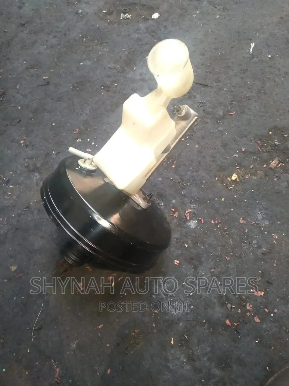 Brake Booster and Master Cylinder Toyota Nze, Premio,Fielder
