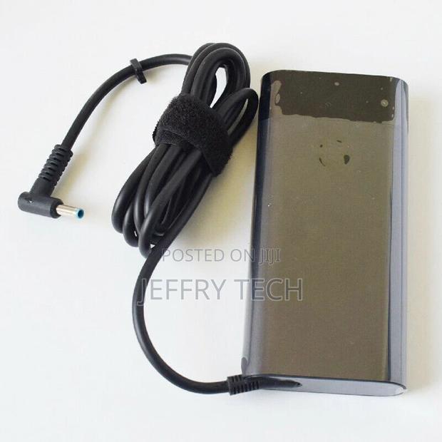 HP 19.5V 6.9A 135W Tpn-Da11 Tpn-Ca13 AC Adapter Charger L155