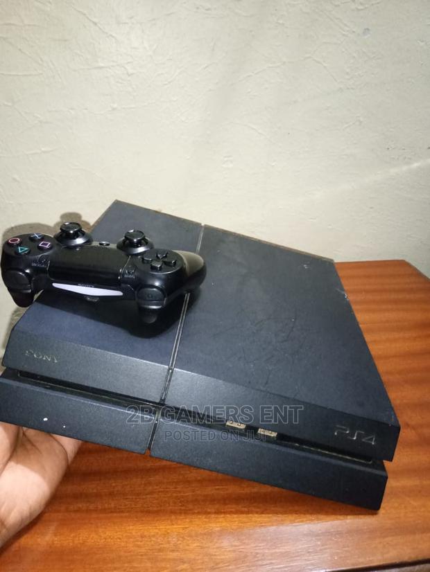 Ps4 Chipped Standard 10 Games - main view