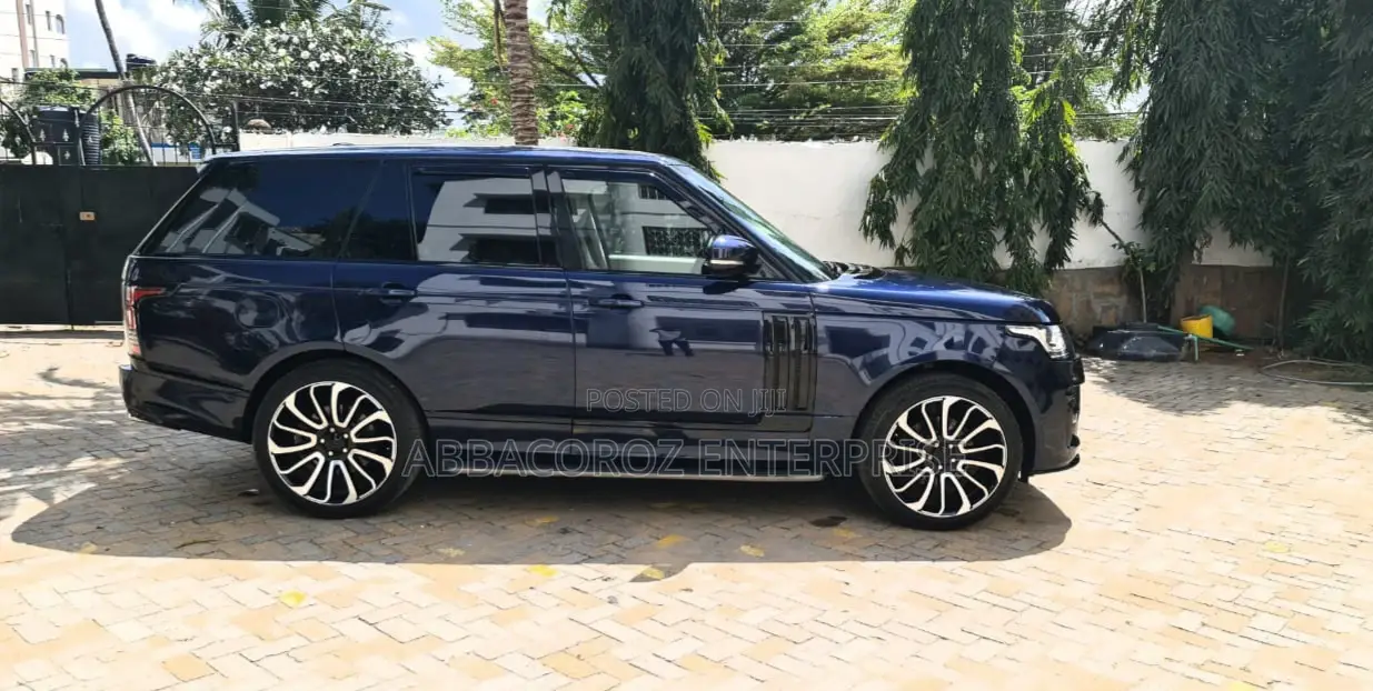 Land Rover Range Rover Vogue 2014 Blue