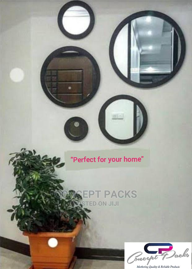 5pc Decorative Wall Mirrors. - main view