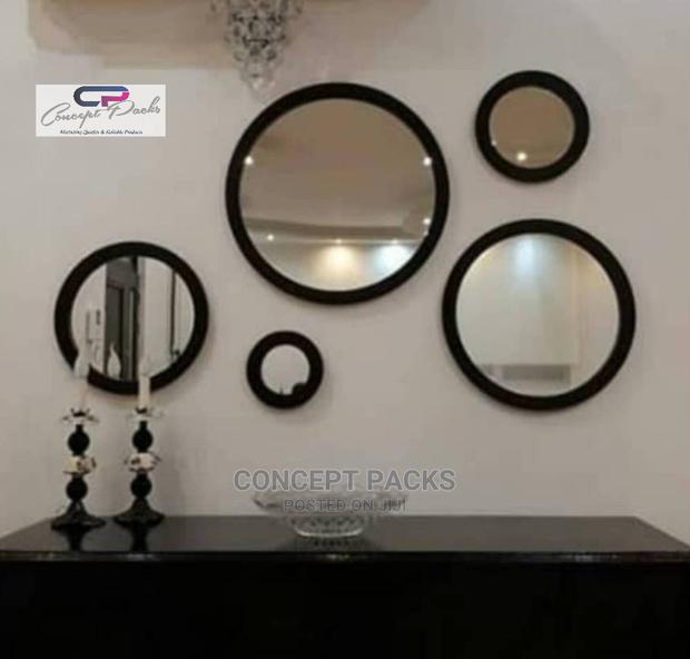 5pc Decorative Wall Mirrors. - thumbnail 5