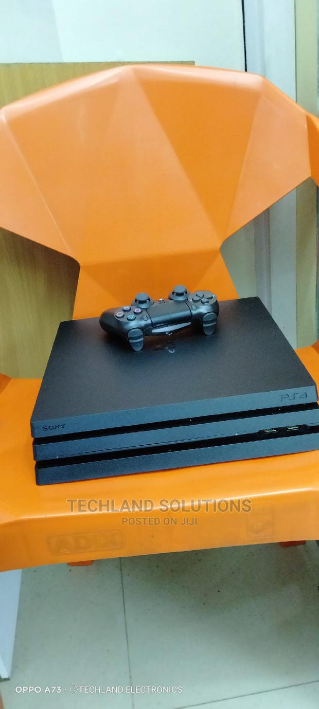 Playstation 4 PRO One TB - main view