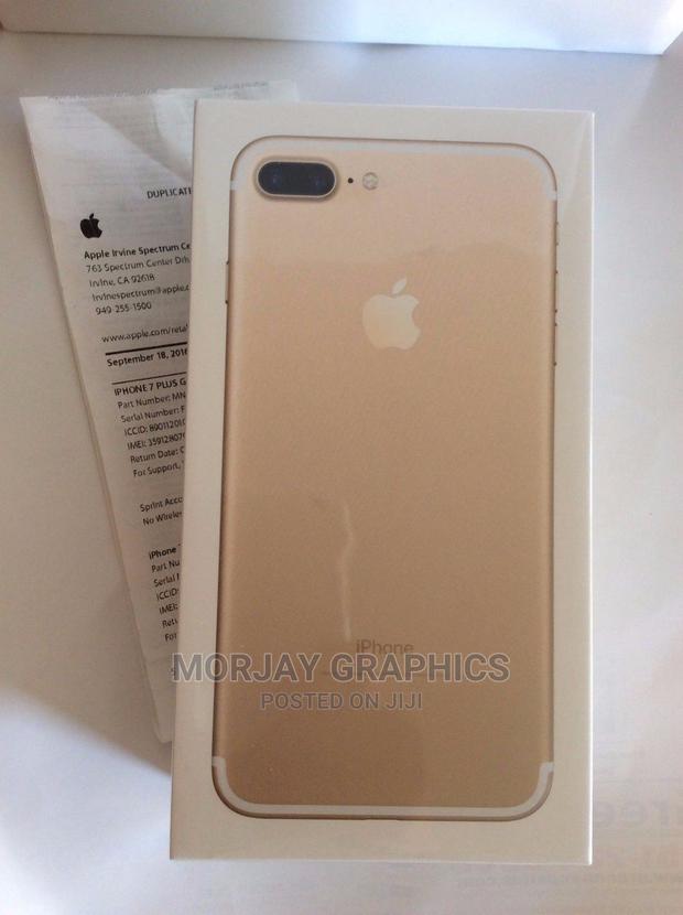 Apple iPhone 7 128 GB Gold - main view