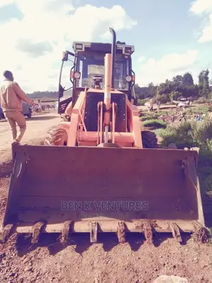 Back Hoe Services, Excavator Services And Shovel Services