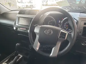 Toyota Land Cruiser Prado 2014 Silver