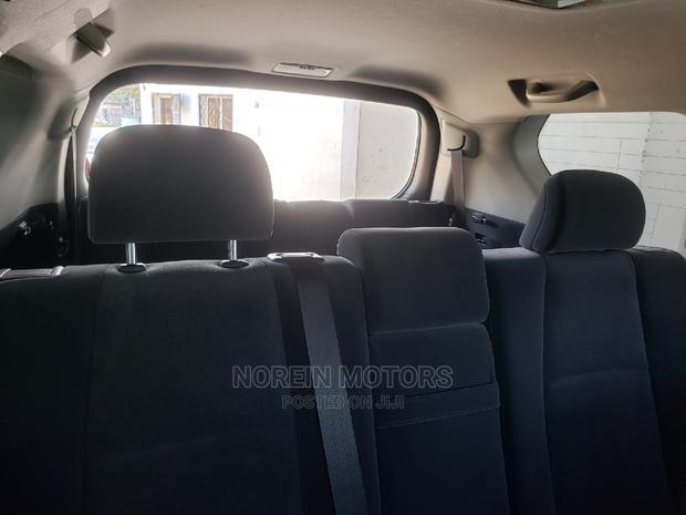 Toyota Land Cruiser Prado 2014 Silver - thumbnail 9