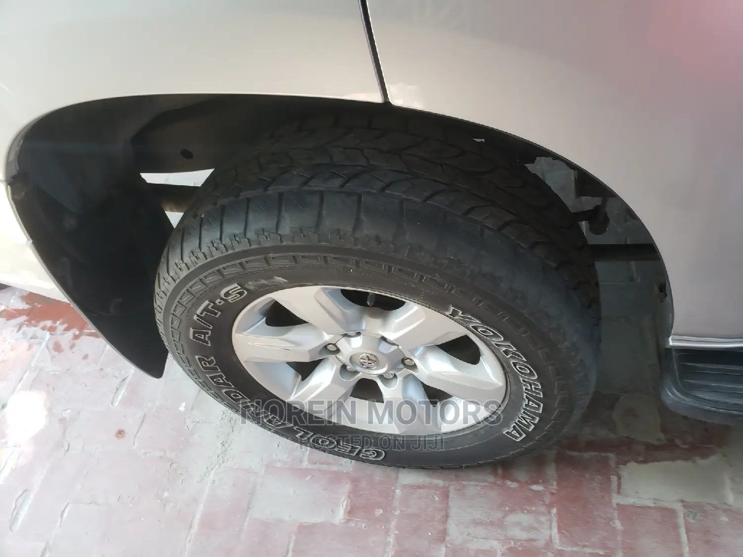 Toyota Land Cruiser Prado 2014 Silver