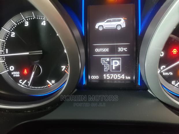 Toyota Land Cruiser Prado 2014 Silver - thumbnail 15