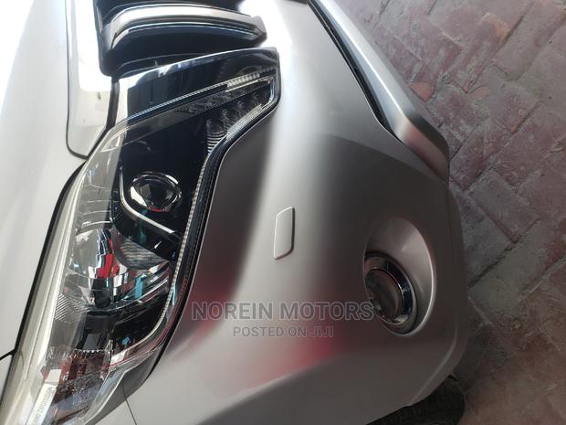 Toyota Land Cruiser Prado 2014 Silver - thumbnail 16