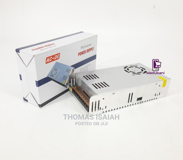 12V 20A 240W Switching Power Supply With Fan - Universal Reg