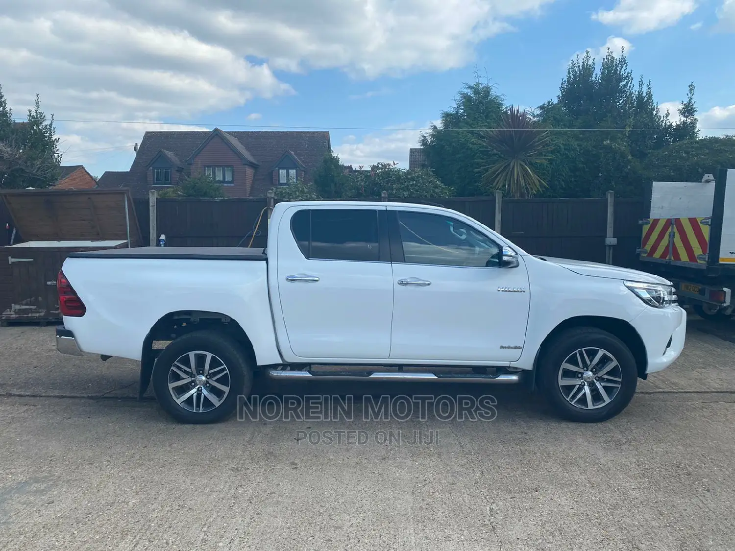 Toyota Hilux 2016 Beige