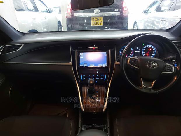 Toyota Harrier 2015 Silver - thumbnail 3