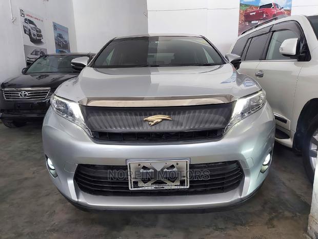 Toyota Harrier 2015 Silver - main view