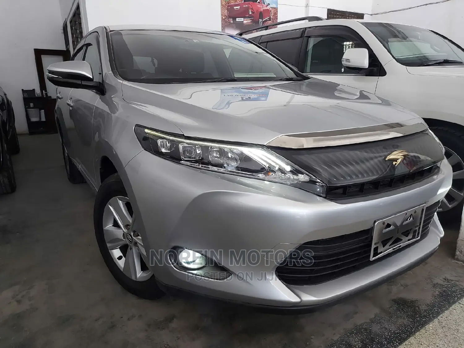 Toyota Harrier 2015 Silver
