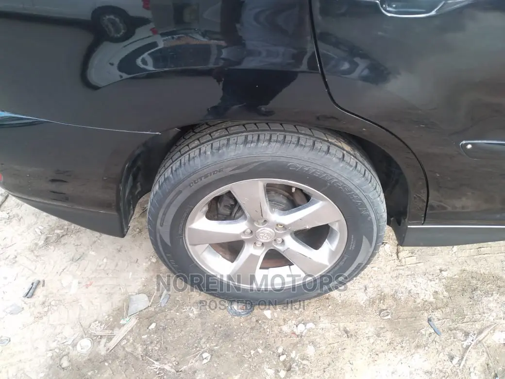 Toyota Harrier 2012 Matt Black