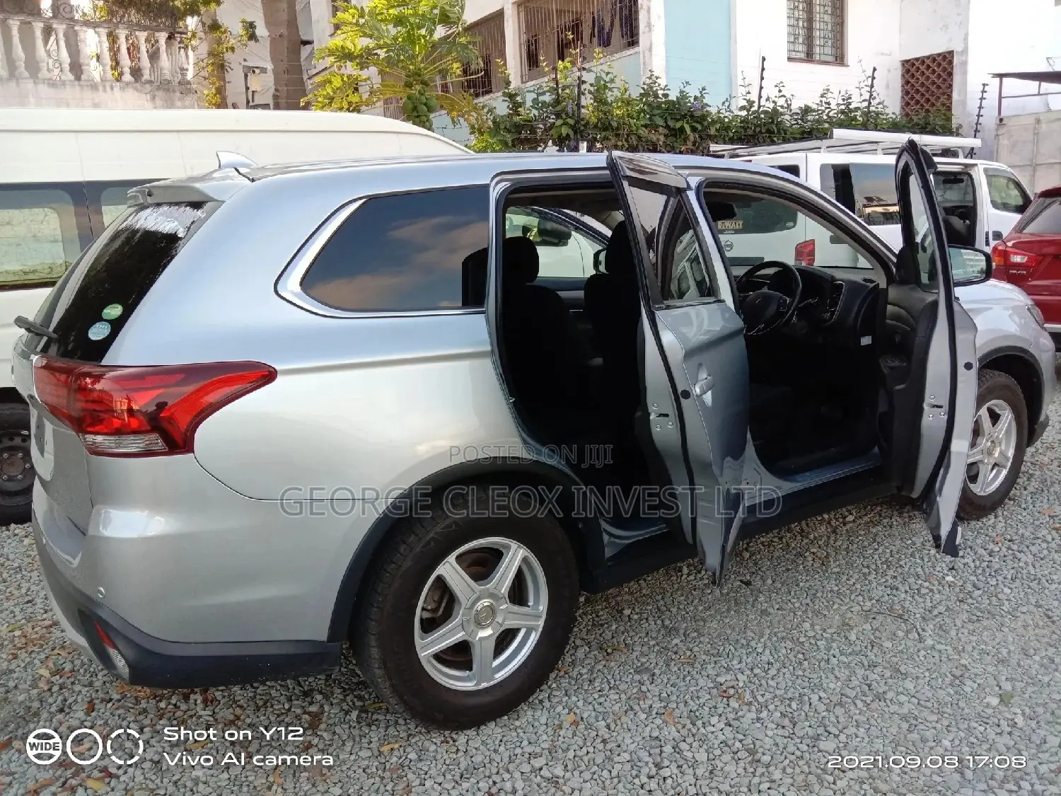 Mitsubishi Outlander 2016 Silver