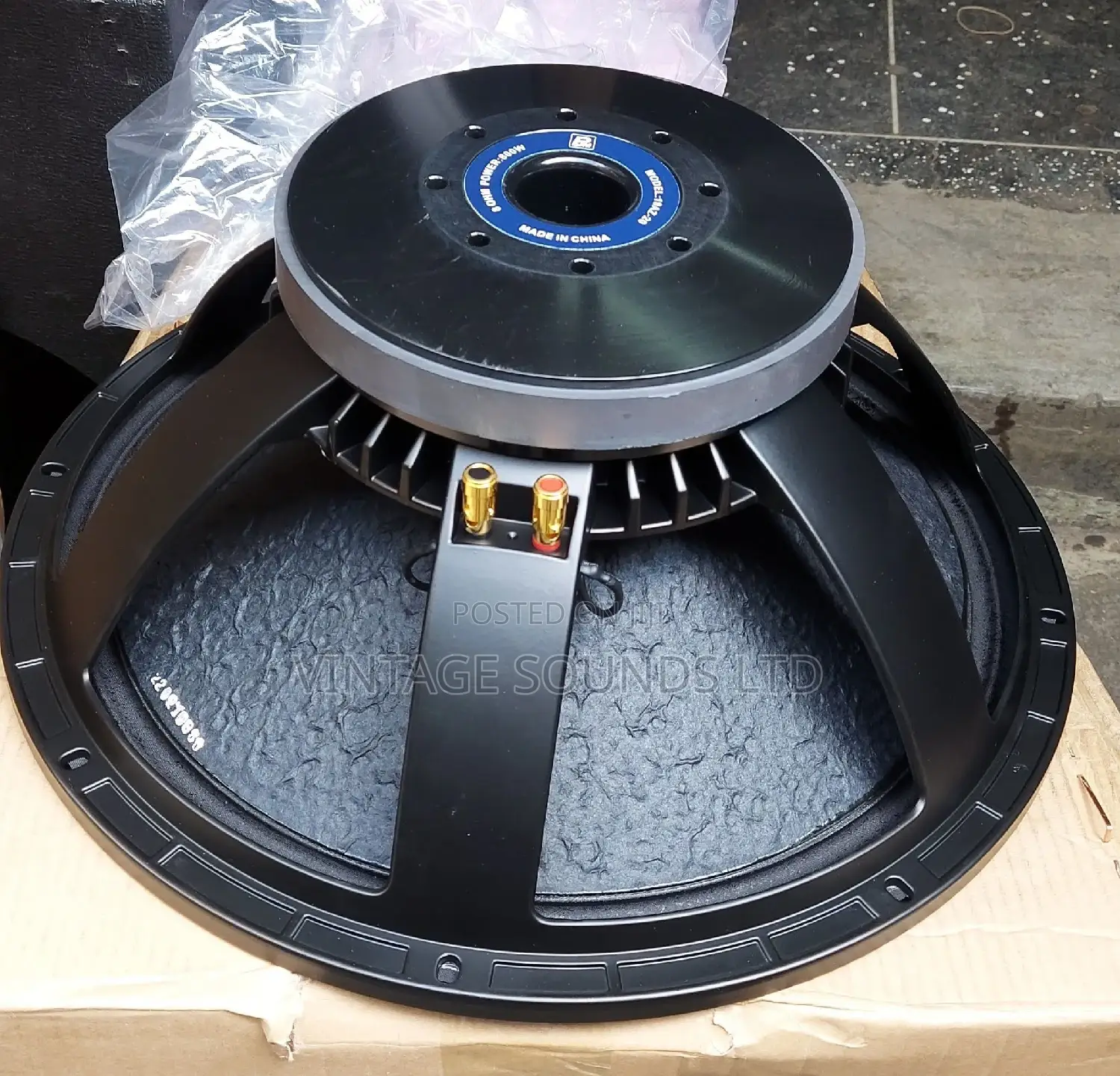 Nr Bm Az20 18inch Bass Naked Speaker