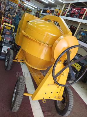 Concrete Mixer 350litres - thumbnail 2