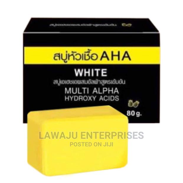 Aha Whitening Soap - thumbnail 3