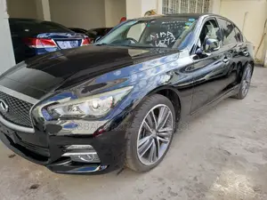 Nissan Skyline 2014 Black