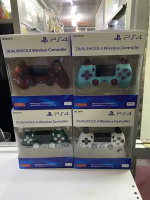 Play Station 4 Pads