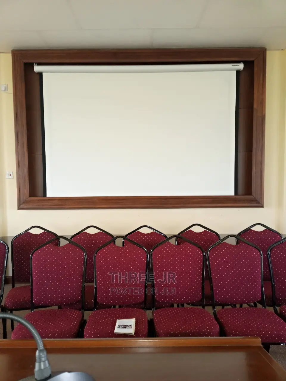 Electric Projection Screen 72x72inch