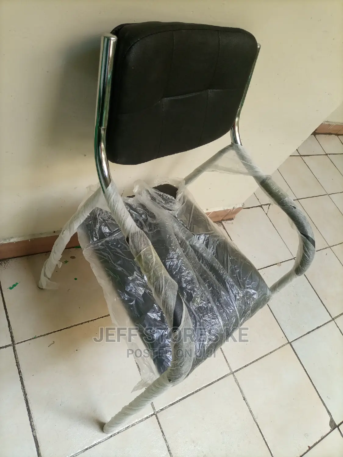 Salon Simple Chair
