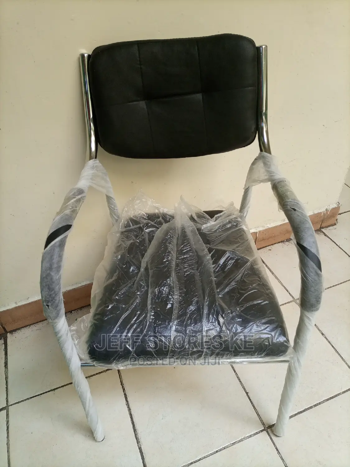 Salon Simple Chair
