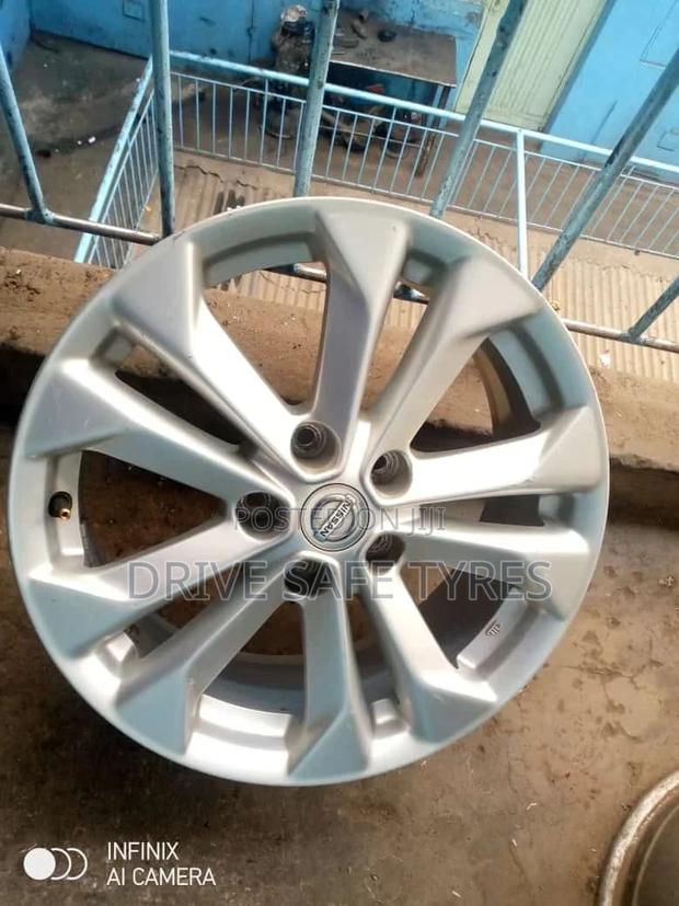 Nissan Extrail Original Rim 17 Inch