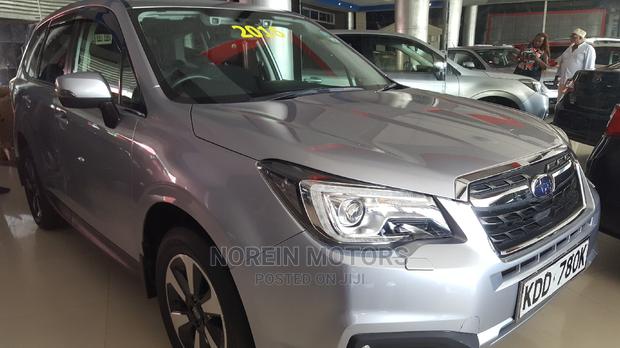 Subaru Forester 2016 Silver - thumbnail 3