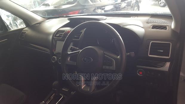 Subaru Forester 2016 Silver - thumbnail 4