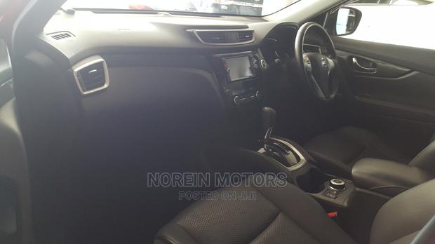 Nissan X-Trail 2014 Red - thumbnail 4