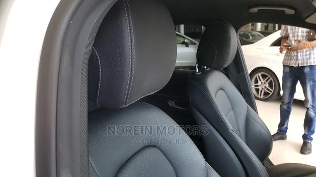 Mercedes-Benz C180 2015 Silver - thumbnail 2
