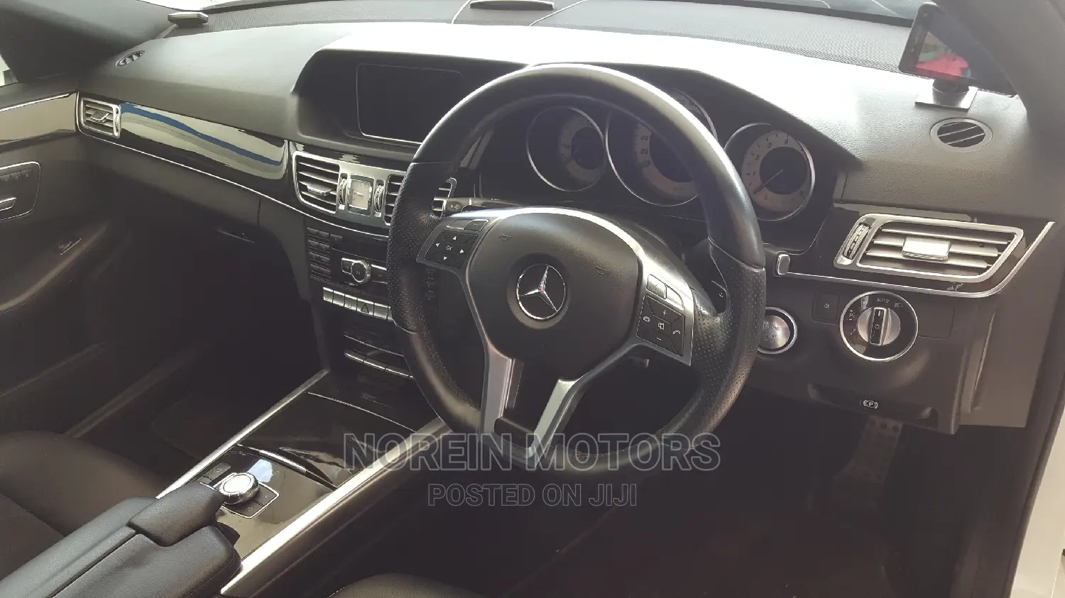 Mercedes-Benz E250 2015 White