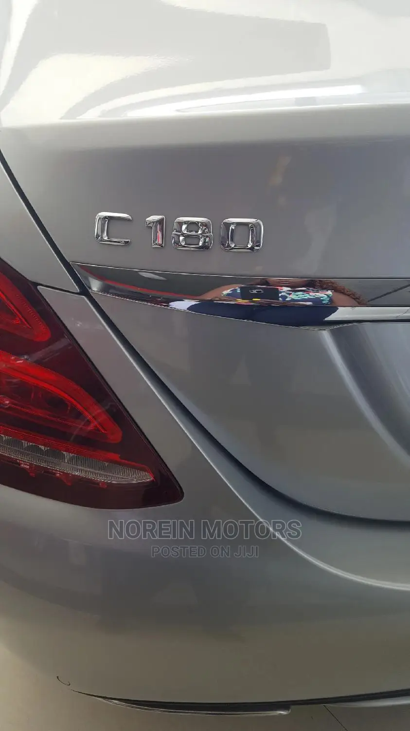Mercedes-Benz C180 2015 Silver