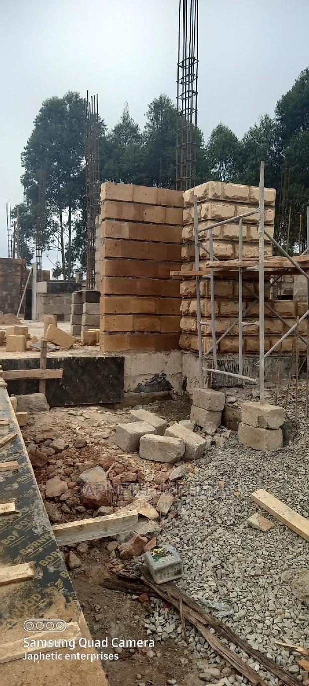 Quarry Waste,Yellow Stones,Grey Stones,Foundation Stones - thumbnail 2