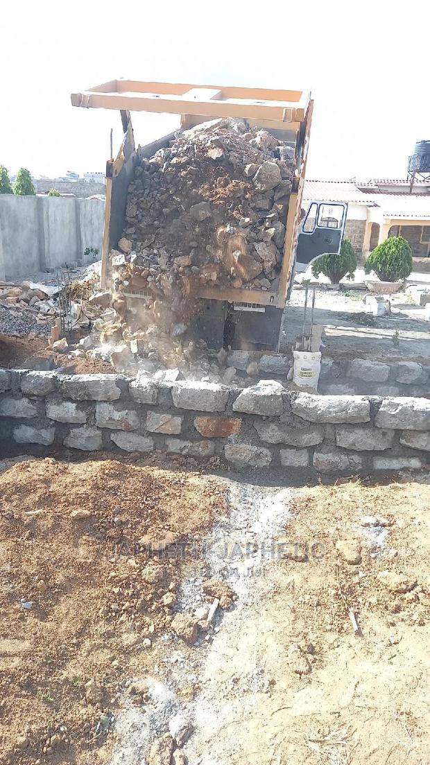 Quarry Waste,Yellow Stones,Grey Stones,Foundation Stones - thumbnail 5