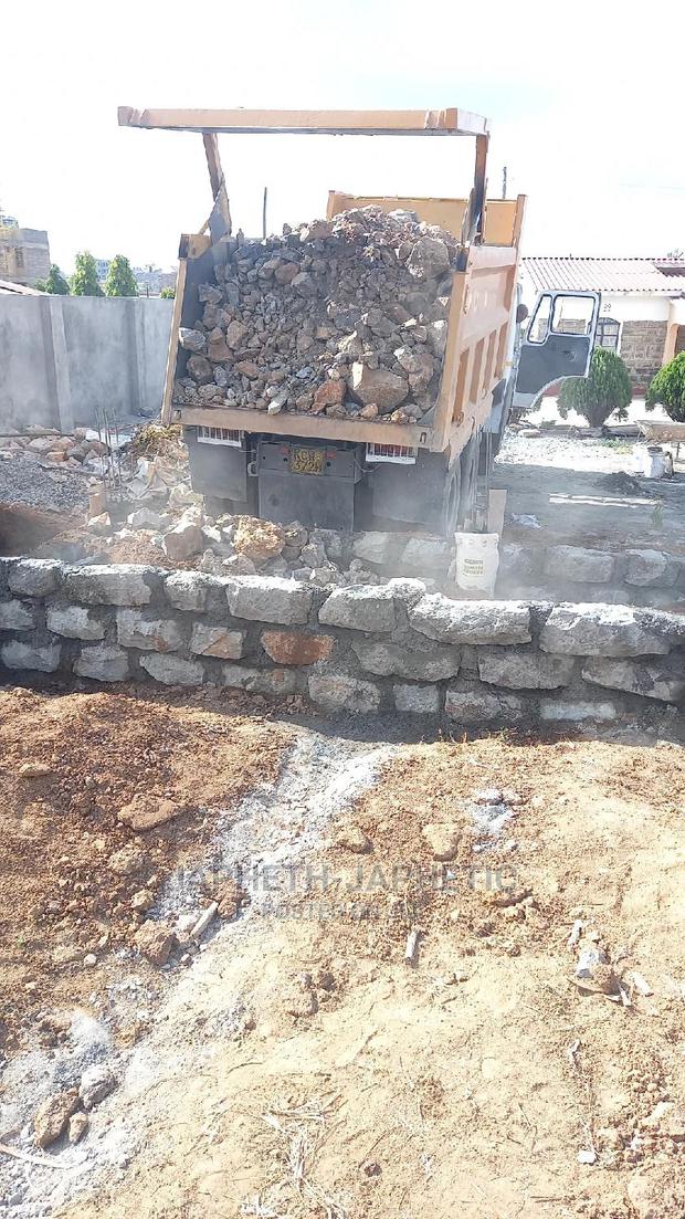 Quarry Waste,Yellow Stones,Grey Stones,Foundation Stones - thumbnail 7