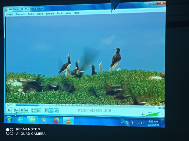 Projectors Screens Available - thumbnail 6