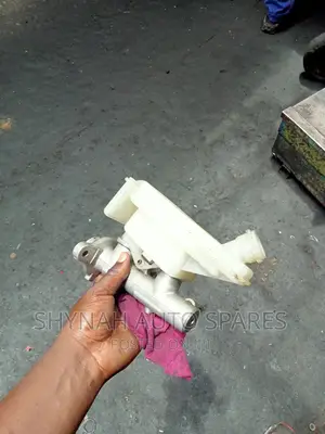 Master Cylinder Tiida