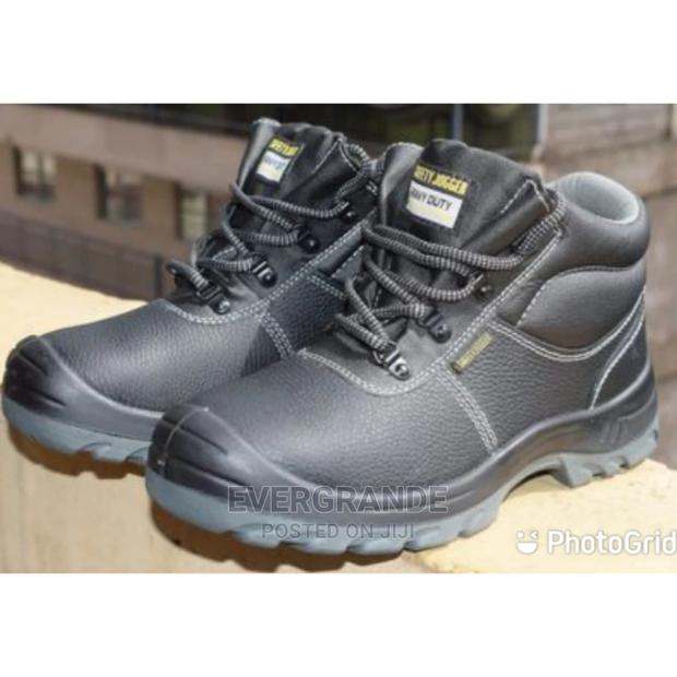 Safety Boots - main view