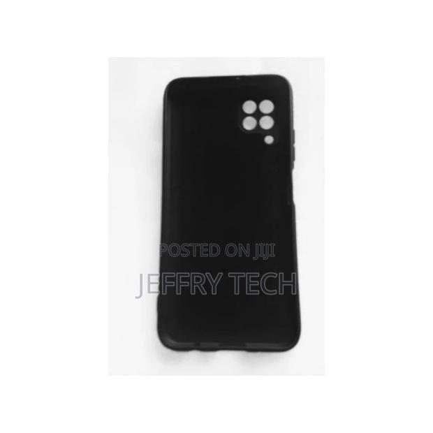 Silicon Back Cover for Huawei P40 Lite / Nova 7i - Black - thumbnail 2