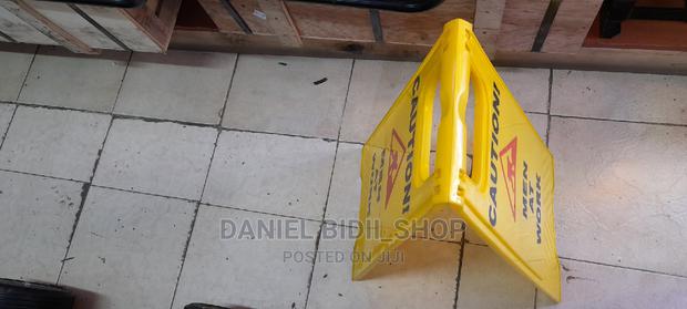 Caution Sign -Men at Work- - main view