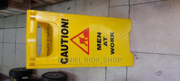 Caution Sign -Men at Work- - thumbnail 2