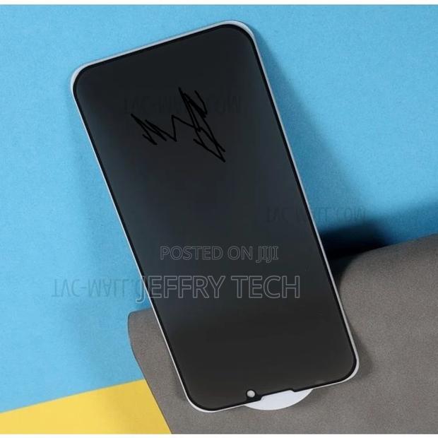 iPhone 13pro Max Anti-Scratch Privacy Tempered Glass - thumbnail 2