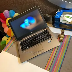 Laptop HP EliteBook 820 G3 8GB Intel Core I5 HDD 256GB