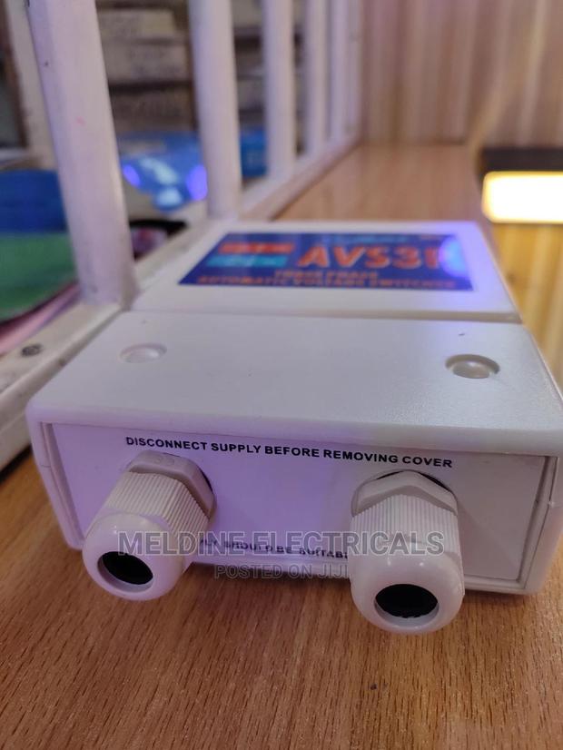 Avs 30 (Automatic Voltage Switcher) - thumbnail 3