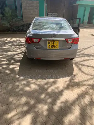 Toyota Mark X 2012 2.5 AWD Silver